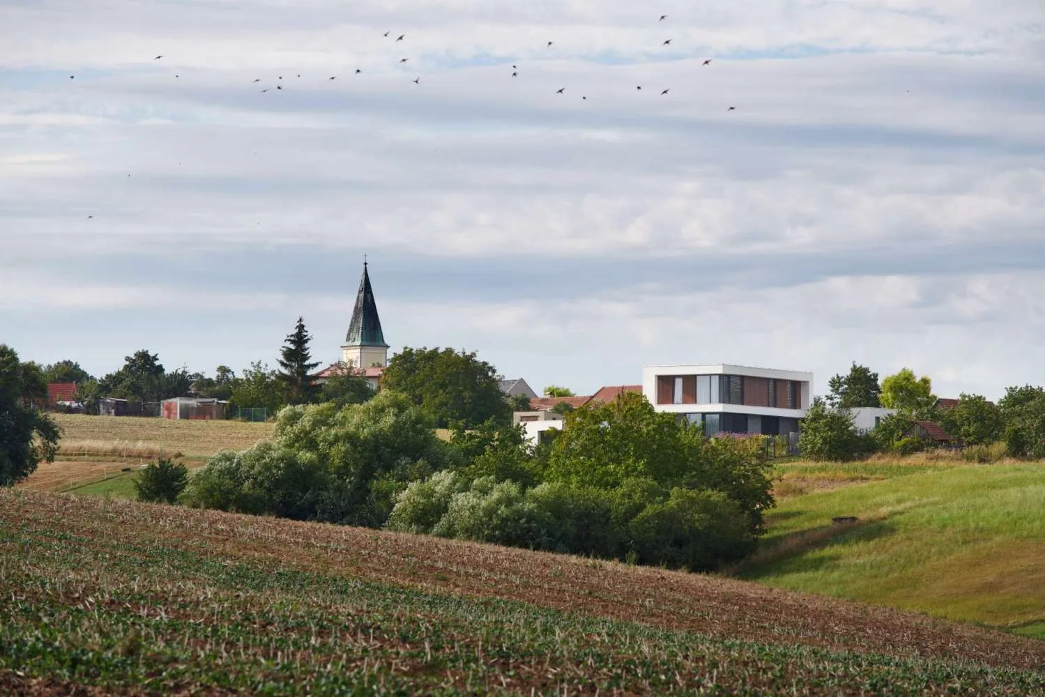 Vonkajšie žalúzie Z90 na rodinnej vile nad mestom