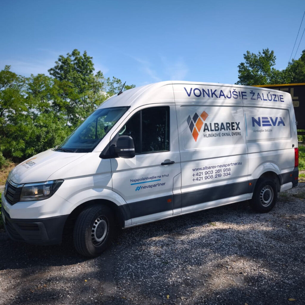 Auto Albarex s logom NEVA