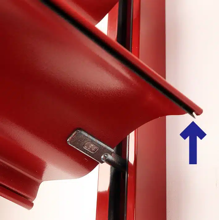 Gumové tesnenie na žalúziách typ S