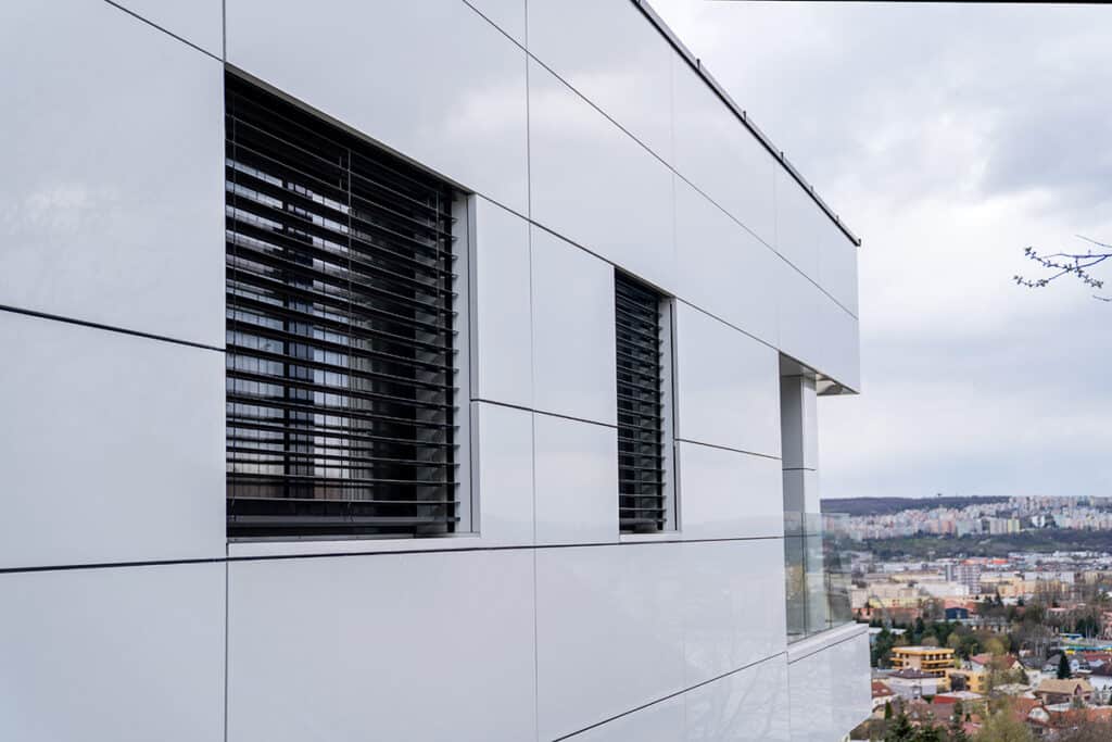 Jaluzele electrice NEVA