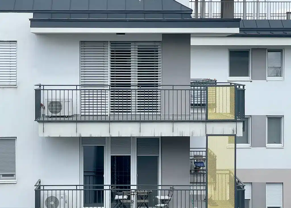 Beépíthető a zsaluzia a meglévő redőnytokba